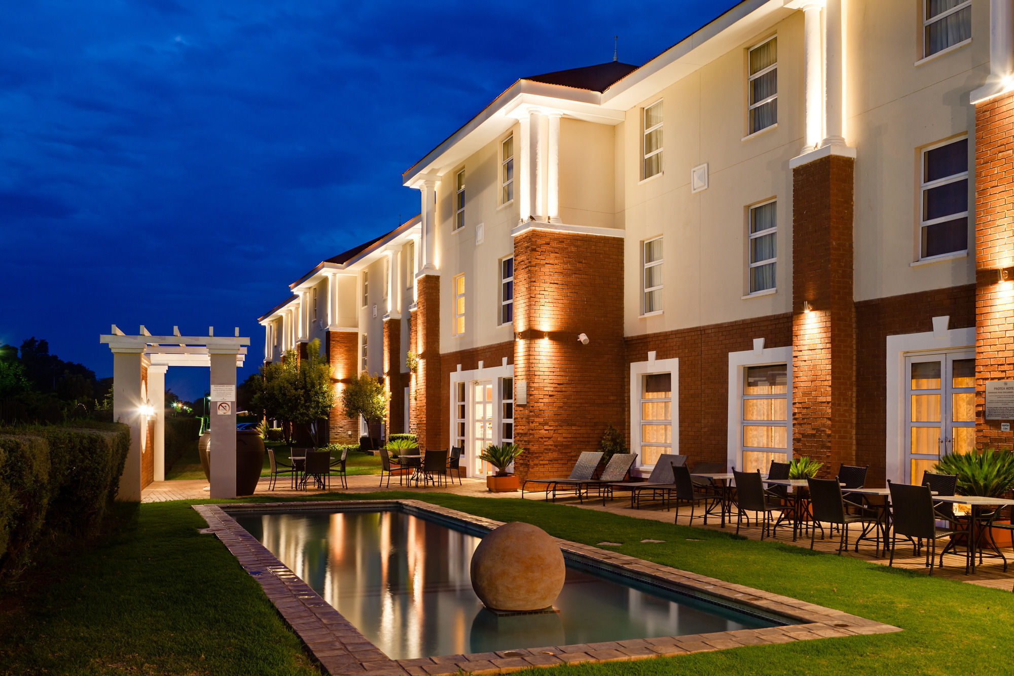 Protea Hotel By Marriott Mahikeng Mafikeng Exterior foto